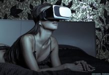 Stripchat bietet nun VR Camsex