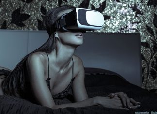 Stripchat bietet nun VR Camsex