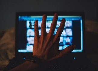 Porno Werbung auf Website