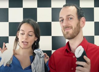Frau und Mann erklären Taschenmuschi bauen