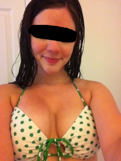 Junges Girl sucht Sexbeziehung zu reifen Mann…